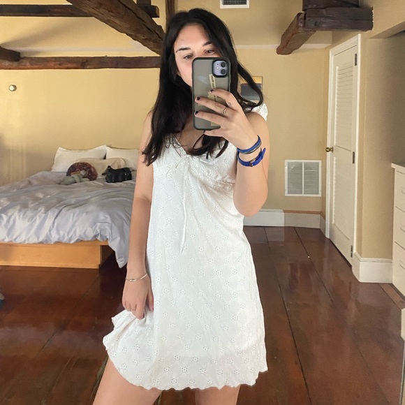 White Lace Dress - Picture 1 of 2
